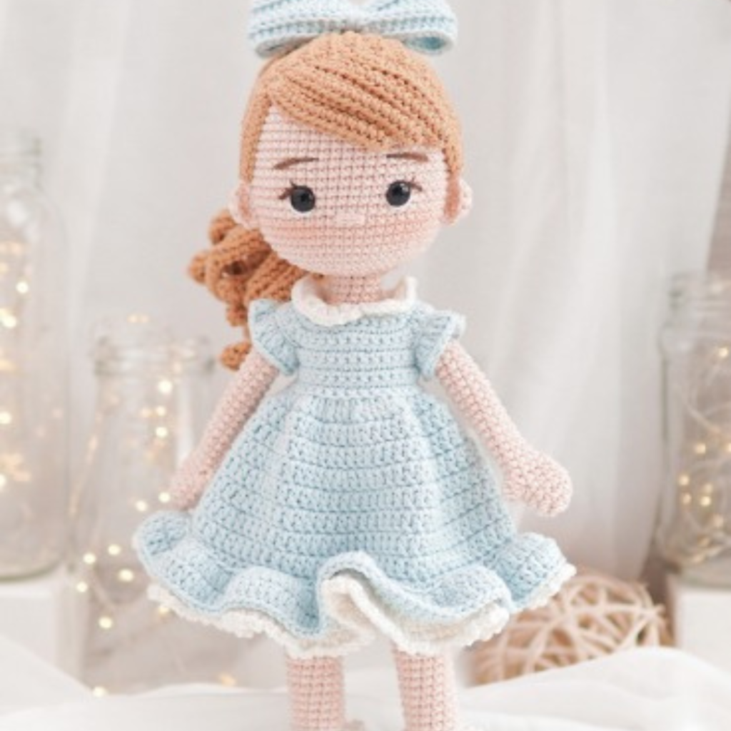 MV CURSOS - CURSO DE AMIGURUMI - BONECA