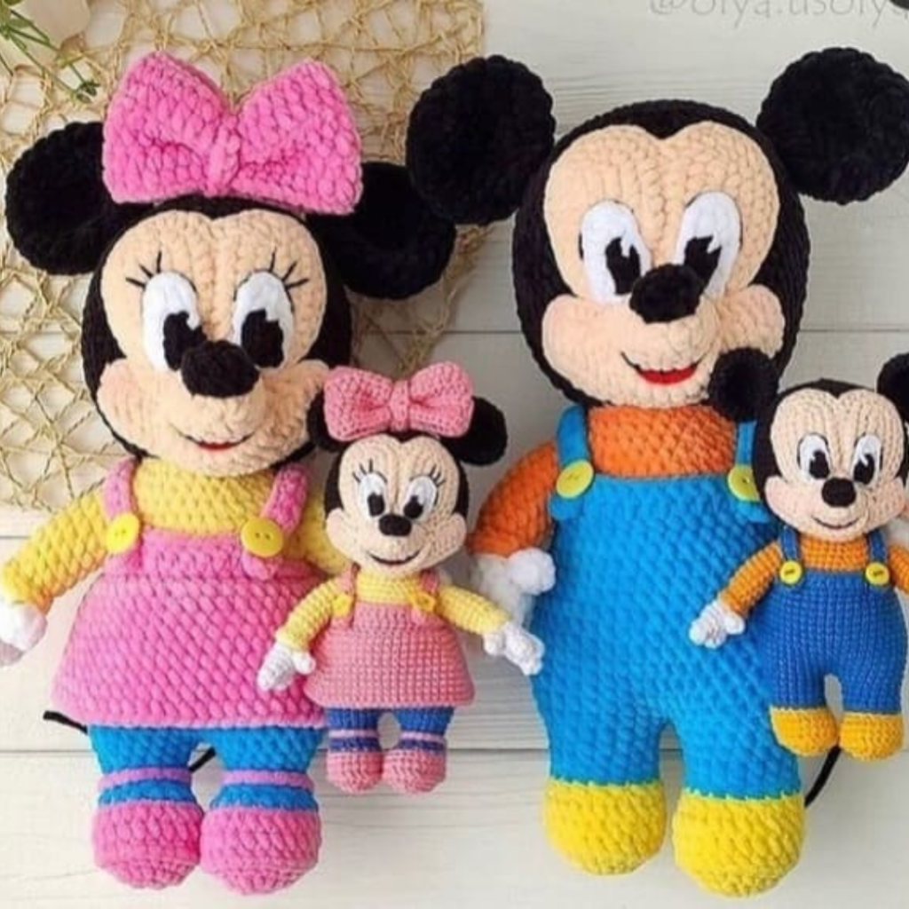 MV CURSOS - CURSO DE AMIGURUMI - MICKEY E MINNIE